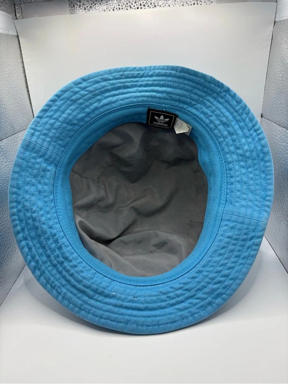 Adidas Originals Blue Trefoil Bucket Hat Size Medium/Large